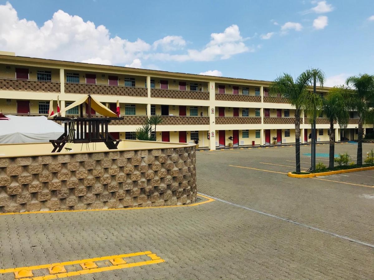 Hotel 5 Inn Silao Luaran gambar