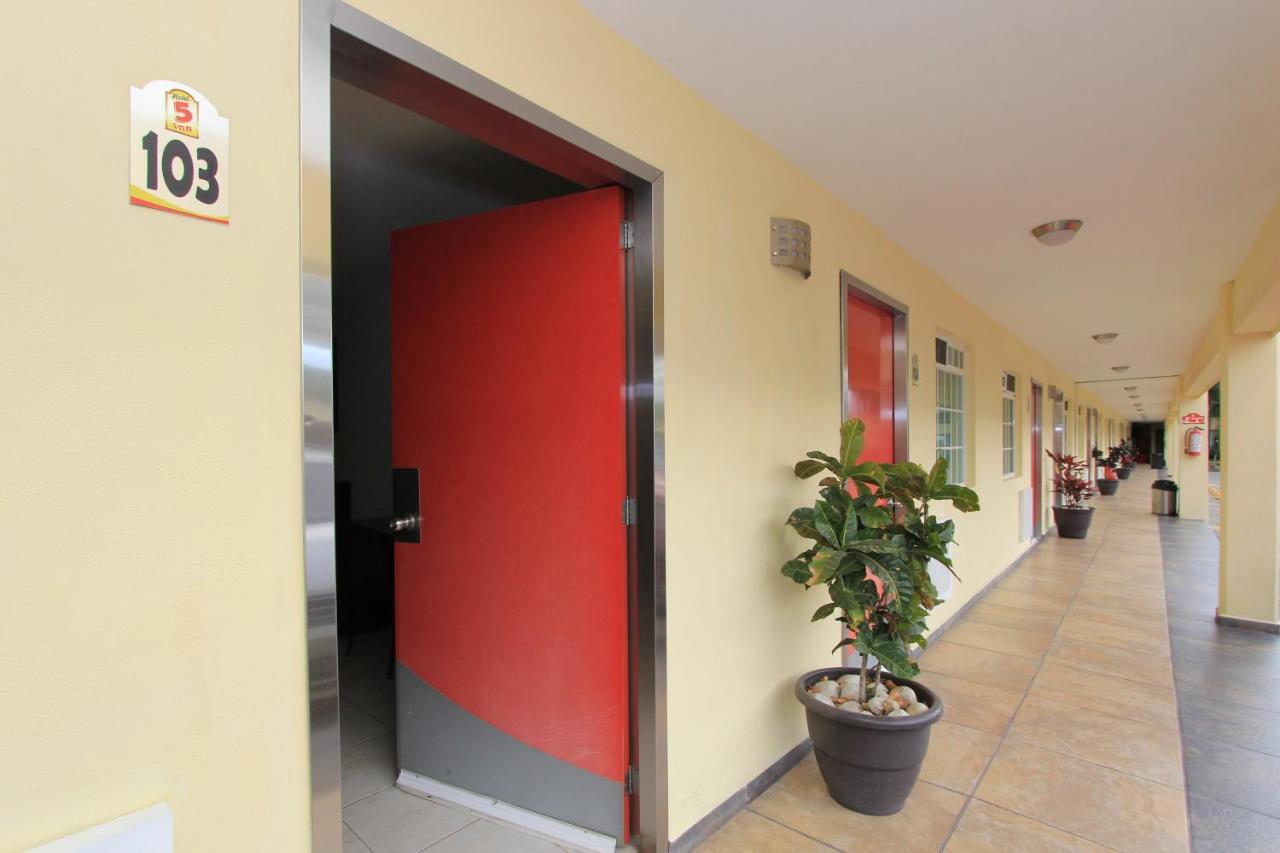 Hotel 5 Inn Silao Luaran gambar